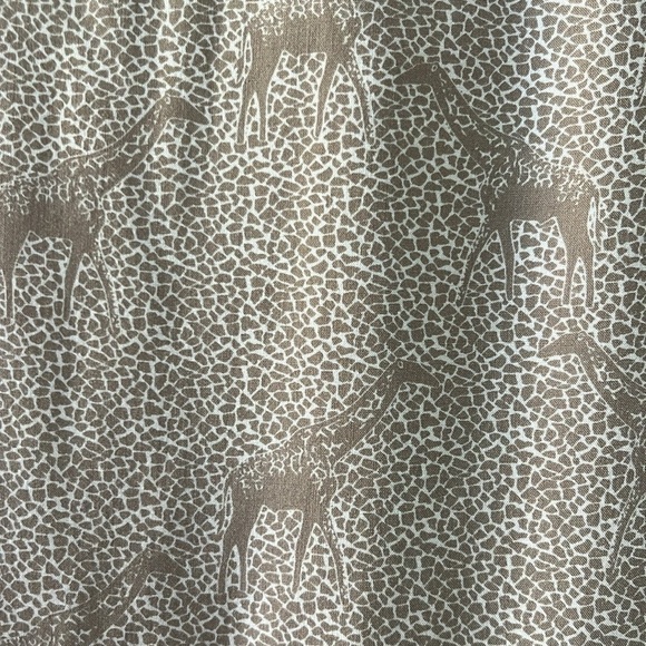 Chico long sleeved tan and white patterned with giraffes top. Size Chico 0. - Picture 6 of 7